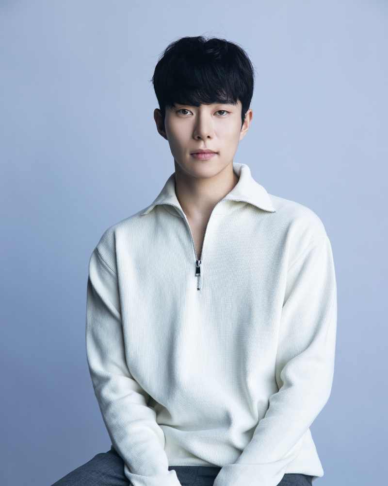 ユン・ジョンソクの画像