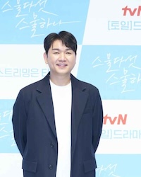 チョン・ジヒョン（監督）の画像