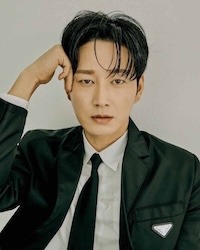 イ・ヒョヌクの画像