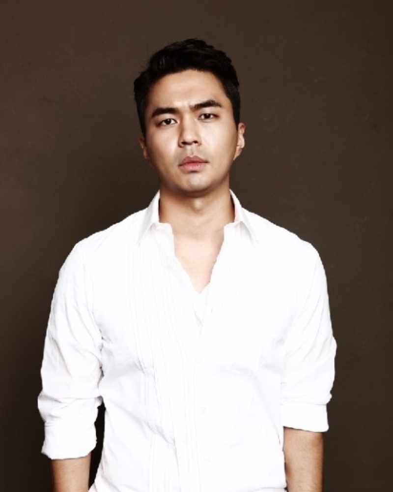 チョン・ジュンの画像