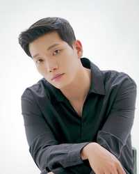 キム・ギョンナム（1989年生）の画像