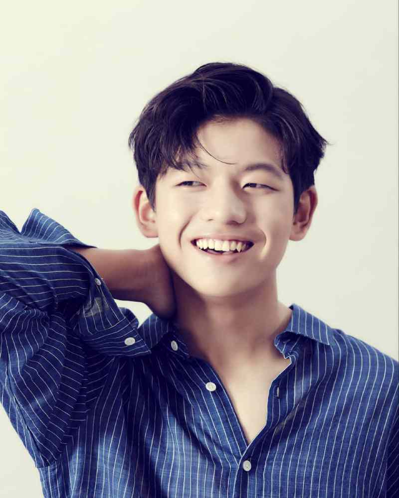 ワン・ソクヒョンの画像