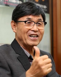 イ・ビョンフン（監督）の画像