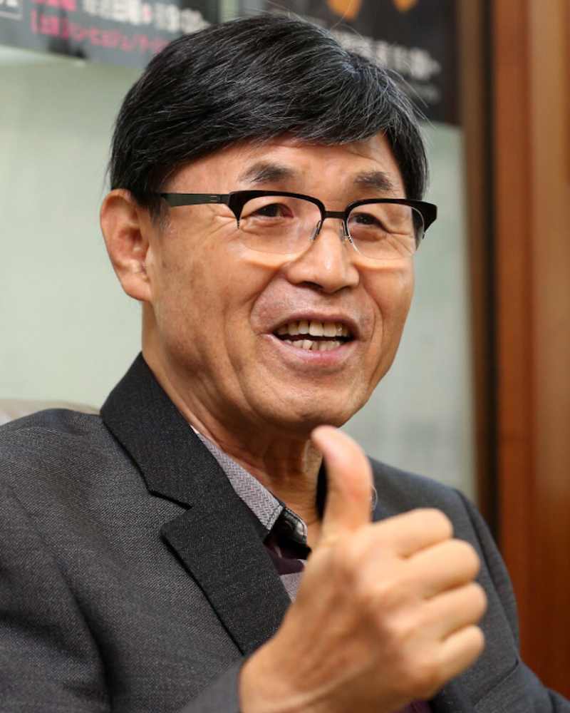 イ・ビョンフン（監督）の画像