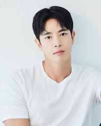 イ・ヘウの画像