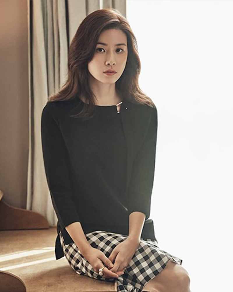 イ・ボヨンの画像