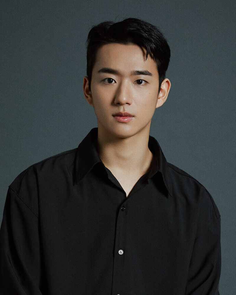 アン・ドギュの画像