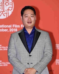 イ・ユジュンの画像