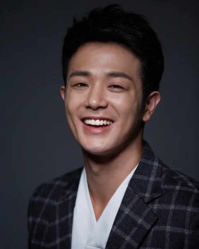 イ・ヨンフンの画像